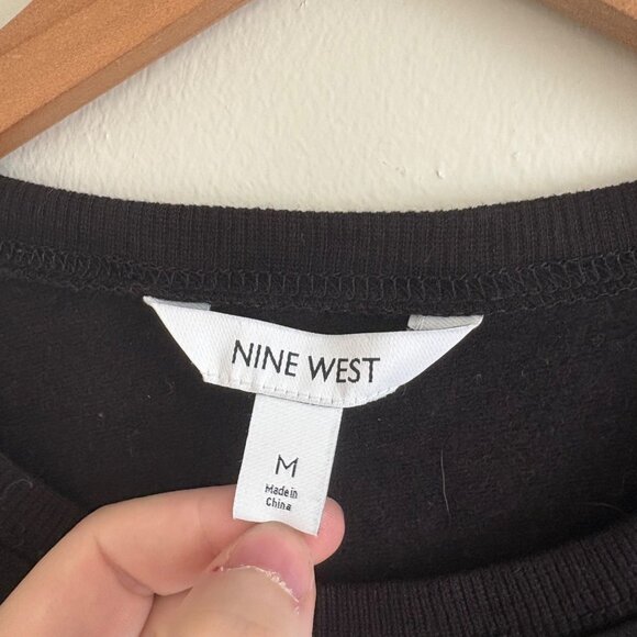 Nine West Long Sleeve Graphic Crewneck Sweater Black NWT Women’s Size M - Picture 6 of 7